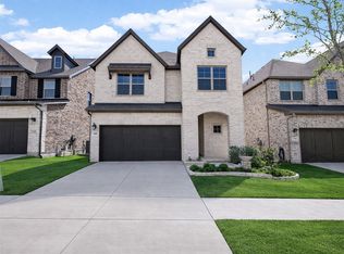 2536 Four Roses Dr, Lewisville, TX 75056