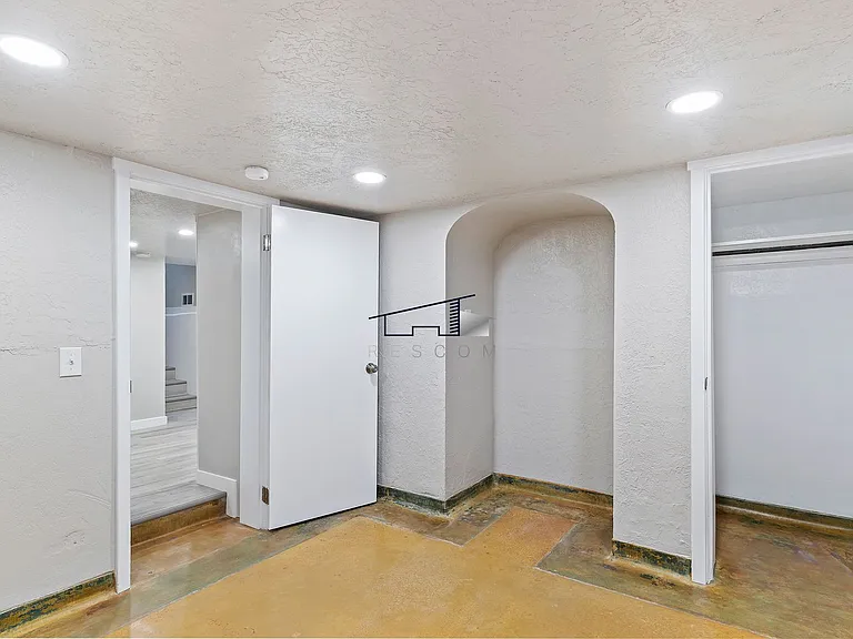 3480 Ogden Ave — Photo 20