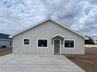 406 W Quince St, Alpine, TX 79830