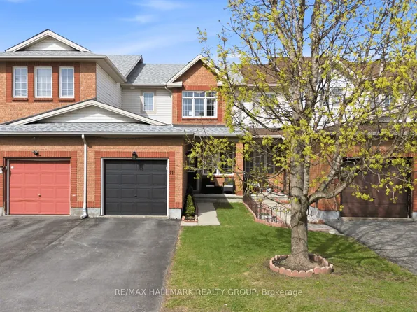 11 Binbury Way, Ottawa, ON K1T 4B7