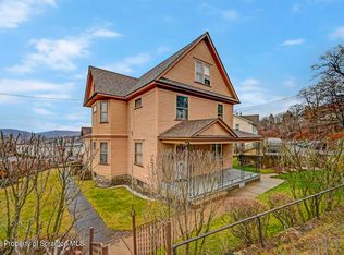 5 E Mountain Rd, Scranton, PA 18505