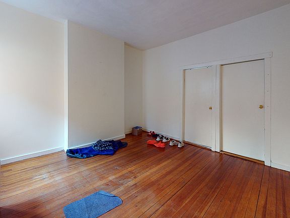 4th image of 11 Forbes St #2