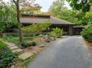 30 Spring Ln, Chappaqua, NY 10514
