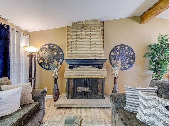 4th image of 10562 Murat Dr