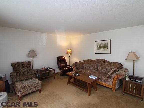 3rd image of 494 Westgate Dr