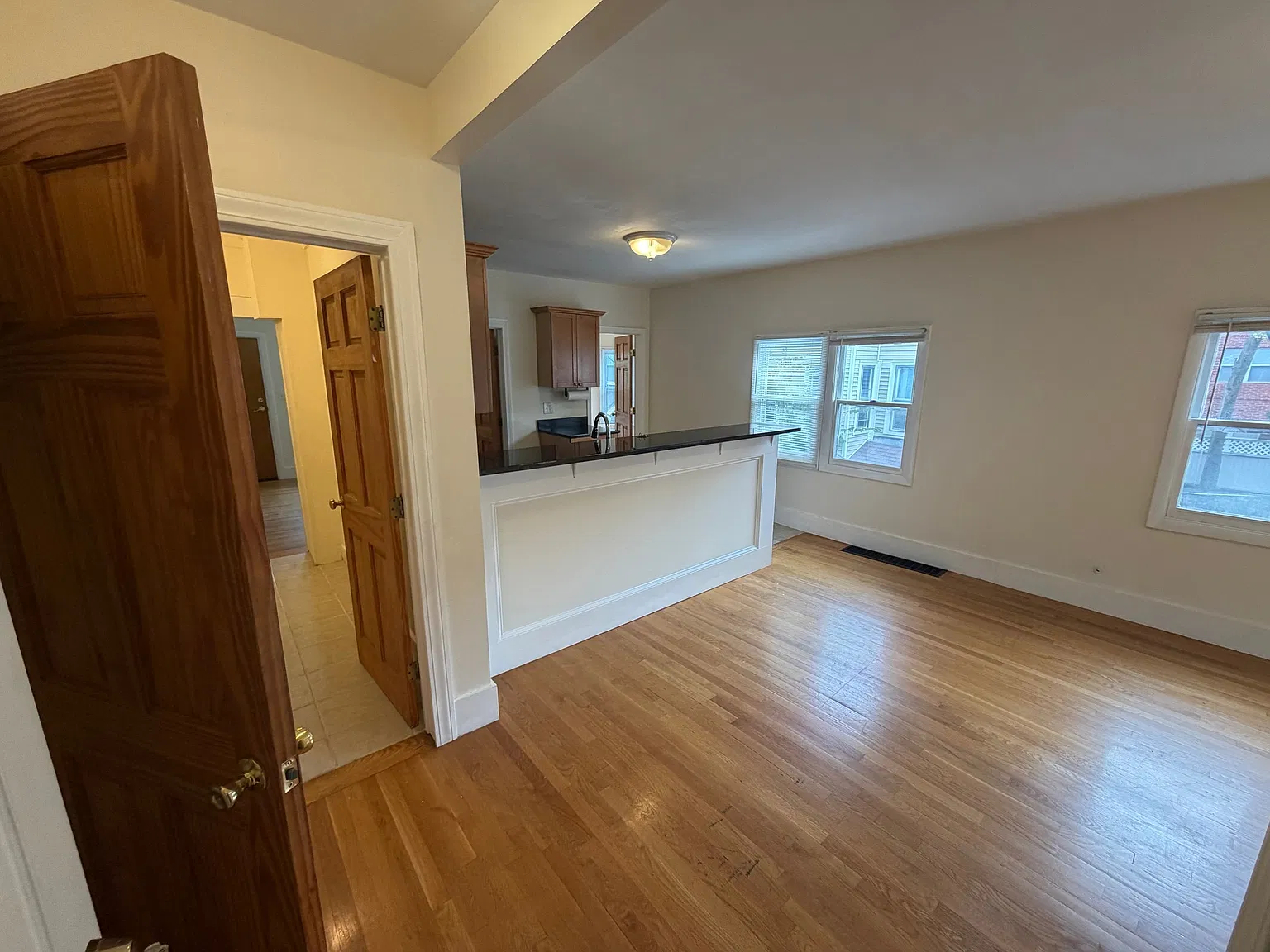 3 bed, $3,000 — Photo 1