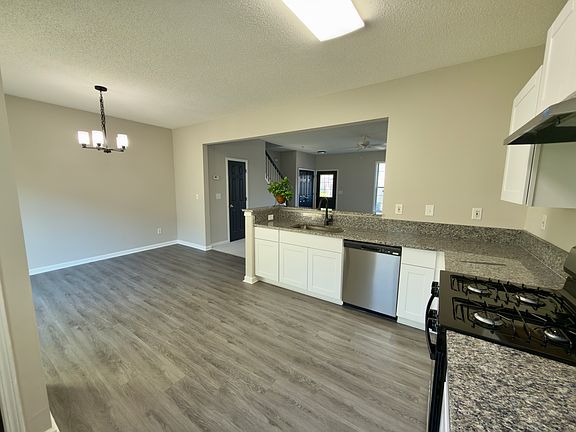 5th image of 10900 Wittenridge Dr Lot E8