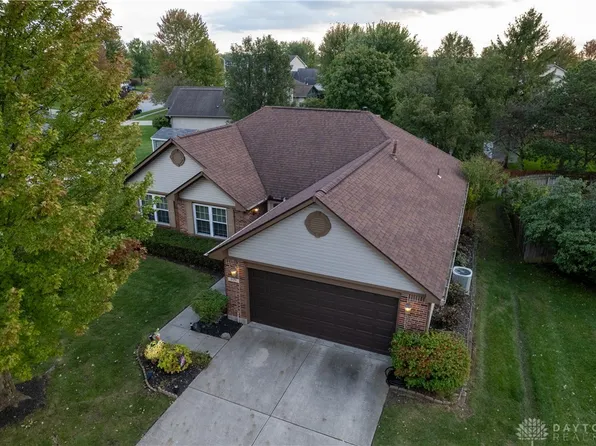 907 Sunset Dr, Englewood, OH 45322