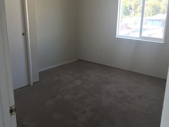 4th image of 246 Center Ave APT D