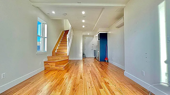 Rented by Doorway NYC, LLC | media 40