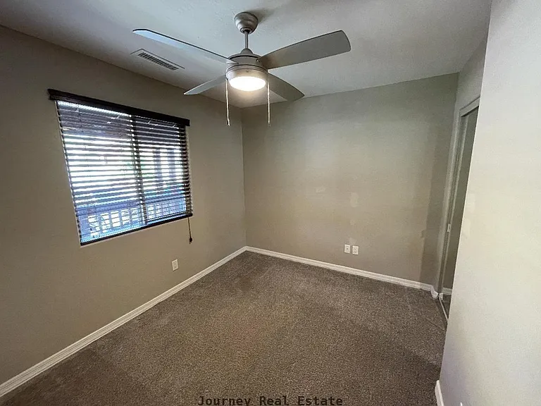 Cedar Ridge Apartments — Photo 6