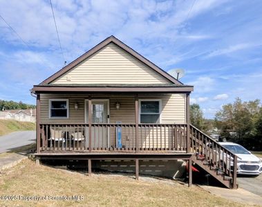 96 Fallbrook St, Carbondale, PA, 18407