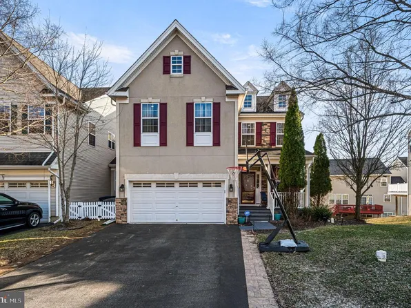 635 Sunderland Ave, Chester Springs, PA 19425