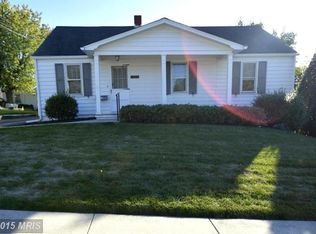 202 Harbaugh Ave, Waynesboro, PA 17268
