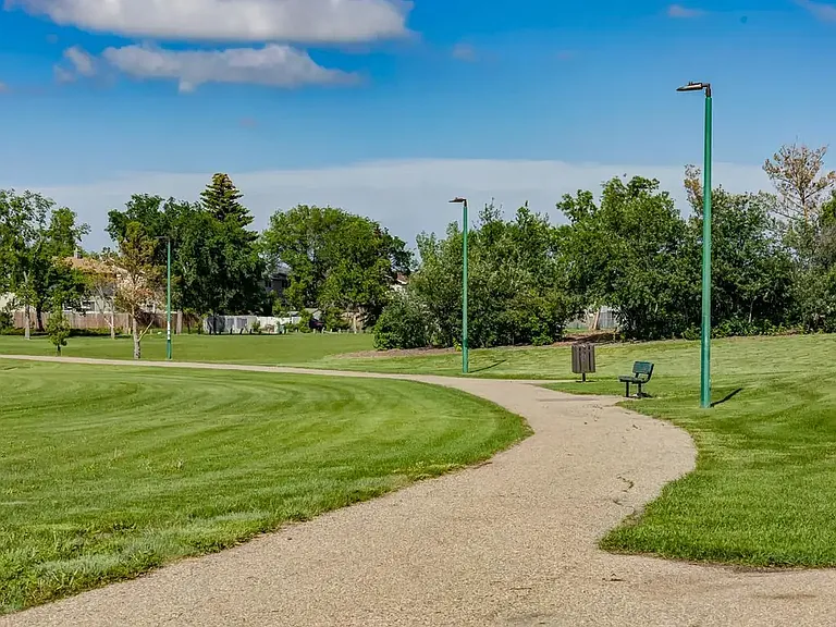 1020 Matheson Dr — Photo 28