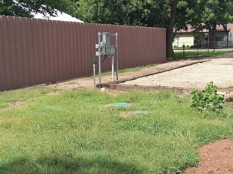 350 Pawnee Dr #1 — Photo 7