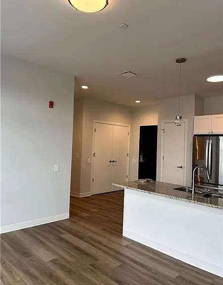 215 Miller Ave — Photo 8