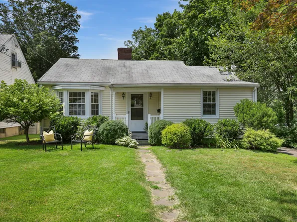 22 Pershing Street, Norwalk, CT 06851