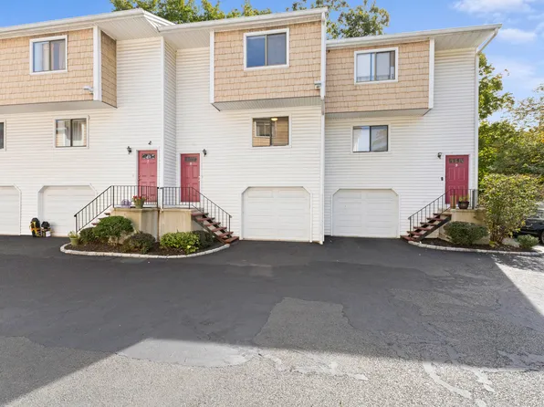 825 Hope St 8, Stamford, CT 06907