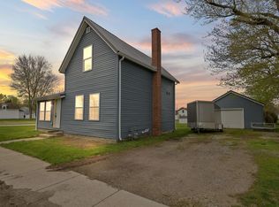 712 N Cavin St, Ligonier, IN 46767