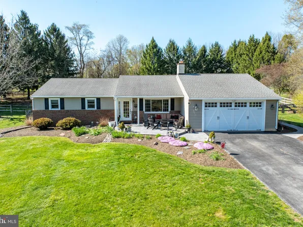 337 Sawmill Rd, Pottstown, PA 19465