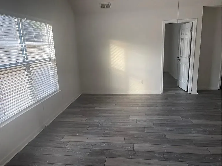6712 Jules Trce — Photo 5