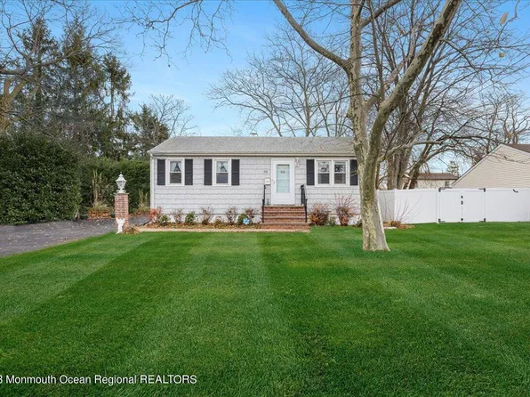 68 Hudson Avenue, Hazlet, NJ 07734