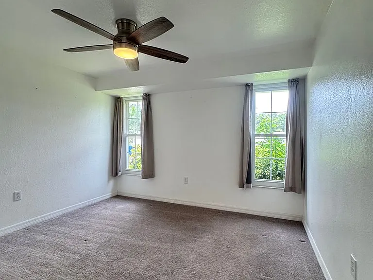 3410 Bay St — Photo 24