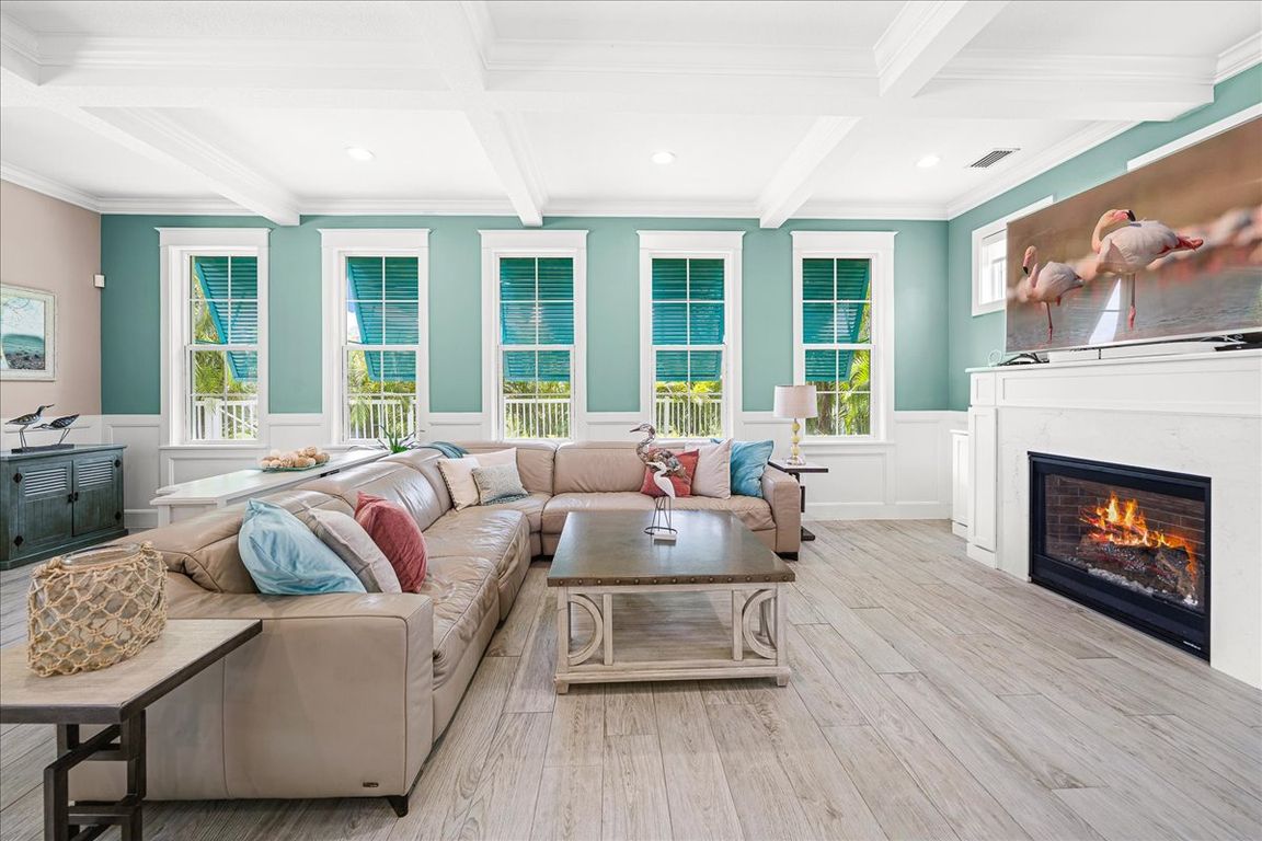 next background image