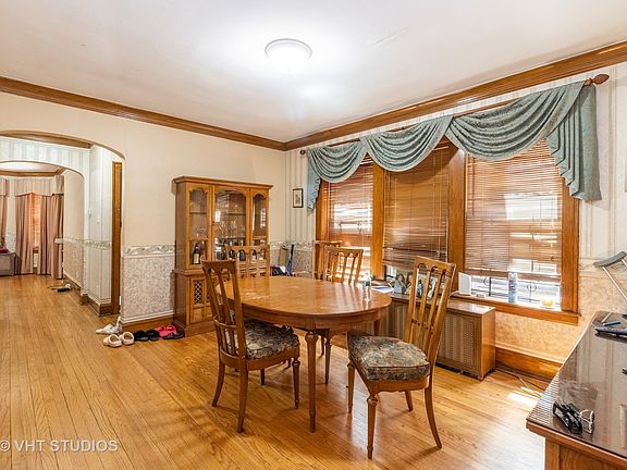 5th image of 1406 N Lawler Ave