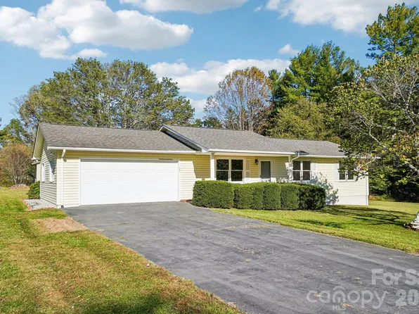 35 Lisam Way, Etowah, NC 28729