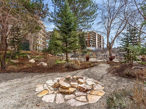 4th image of 850 S Donner Way APT 505