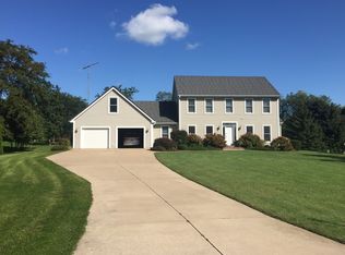 1778 Baron Ln, Oshkosh, WI 54904