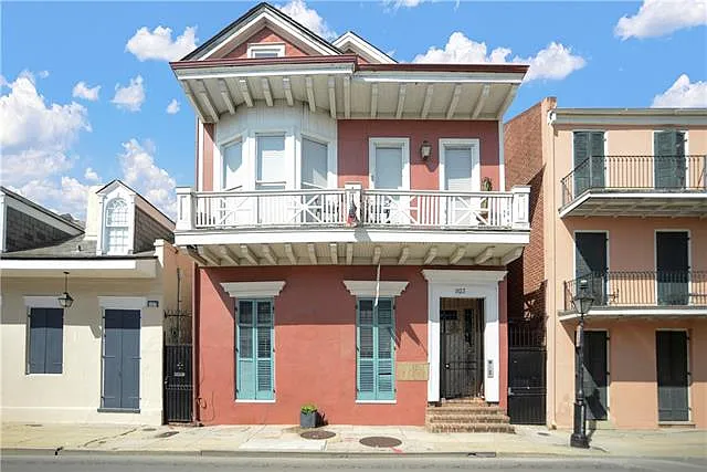 923 Saint Philip St #AB — Photo 1