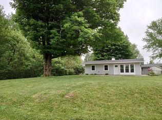 1427 Wright St, Bellefontaine, OH 43311
