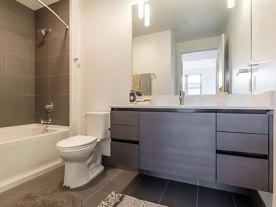 Luxurious Bathrooms with Large Showers