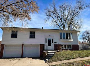 3355 S 130th Avenue Cir, Omaha, NE 68144