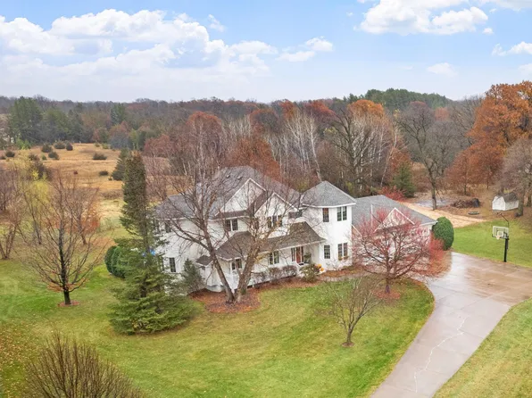 20225 Meadowvale Rd NW, Elk River, MN 55330