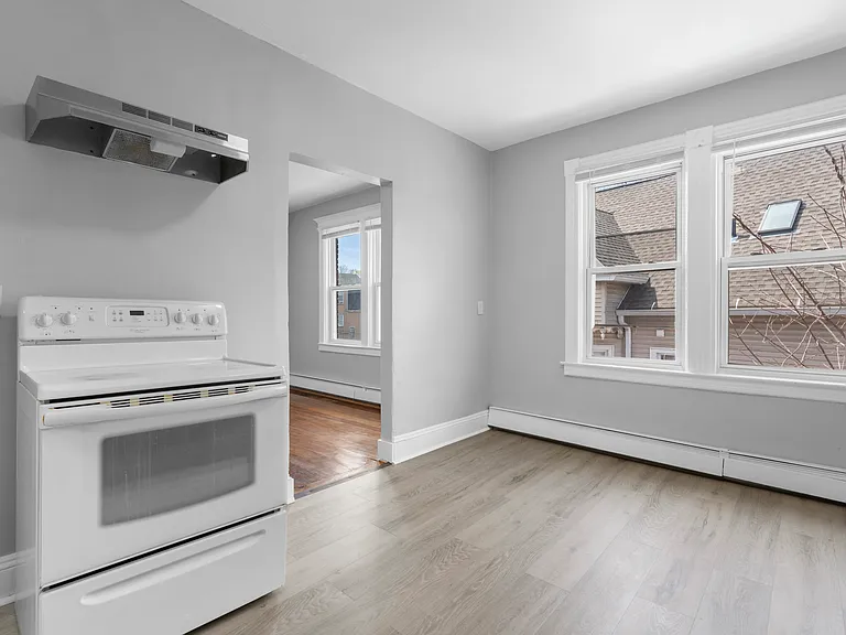202 Mather St #3-W — Photo 18