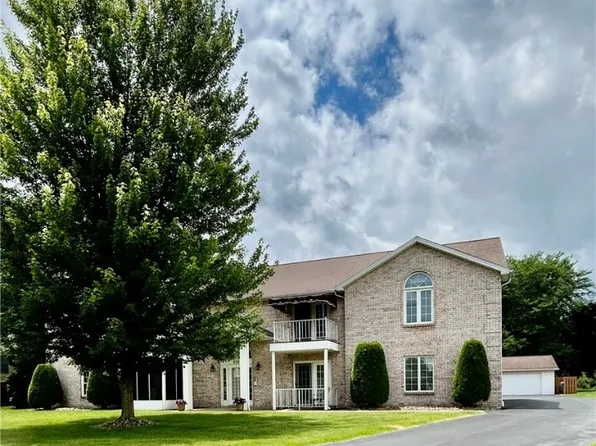 930 Pearson Cir Unit 4, Youngstown, OH 44512