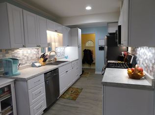 2424 S 8th St, Kalamazoo, MI 49009