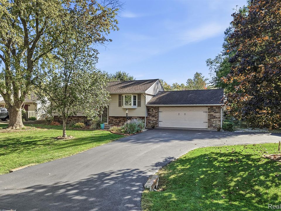 827 Los Arboles Dr, photo 28