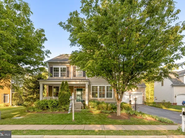 22478 Dinah Pl, Leesburg, VA 20175