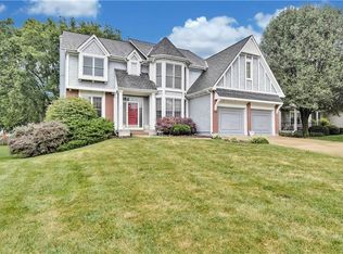 13911 Lowell Ave, Overland Park, KS 66223