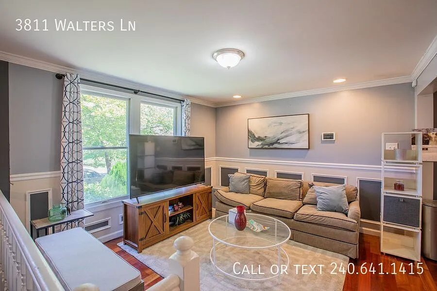 Amazing 4 BR/3 BA Single-Family Home in District Heights! — Photo 3