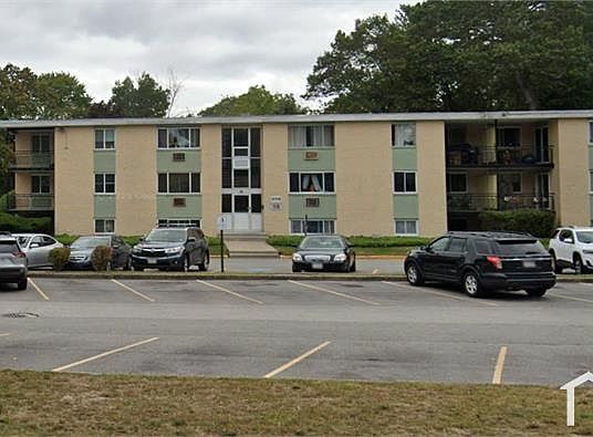 1st image of 18 Nelson Dr APT 3G