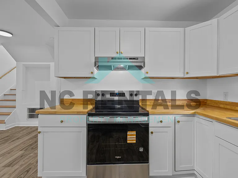 607 Roosevelt Ave — Photo 8