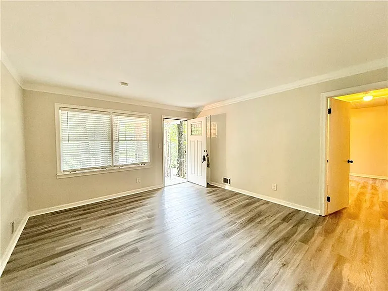3463 Canadian Way — Photo 4