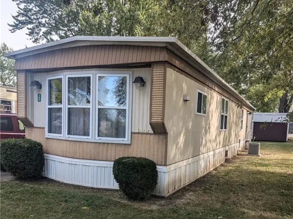 35 Nottingham Way, Greenville, OH 45331