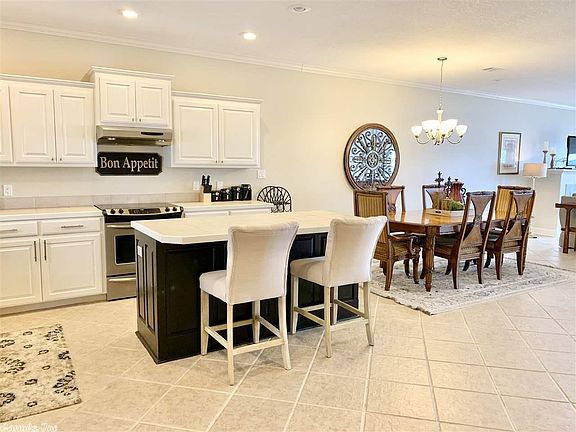 5th image of 112 Catalina Cir #C1